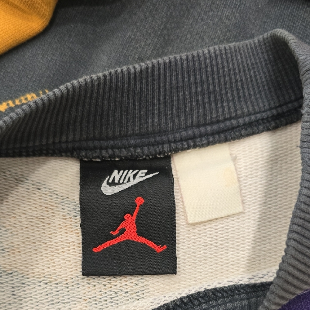 Vintage Nike Air Jordan VII 1992 All Over Print Sweatshirt L Jumpman 23 - Picture 16 of 17